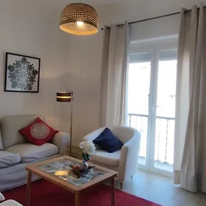 charming-family-apartment-lisbon.hotels-lisbon-portugal.com/